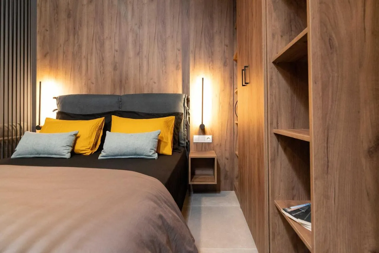 F & B Collection - Minilux Studio For 3 Thessaloniki