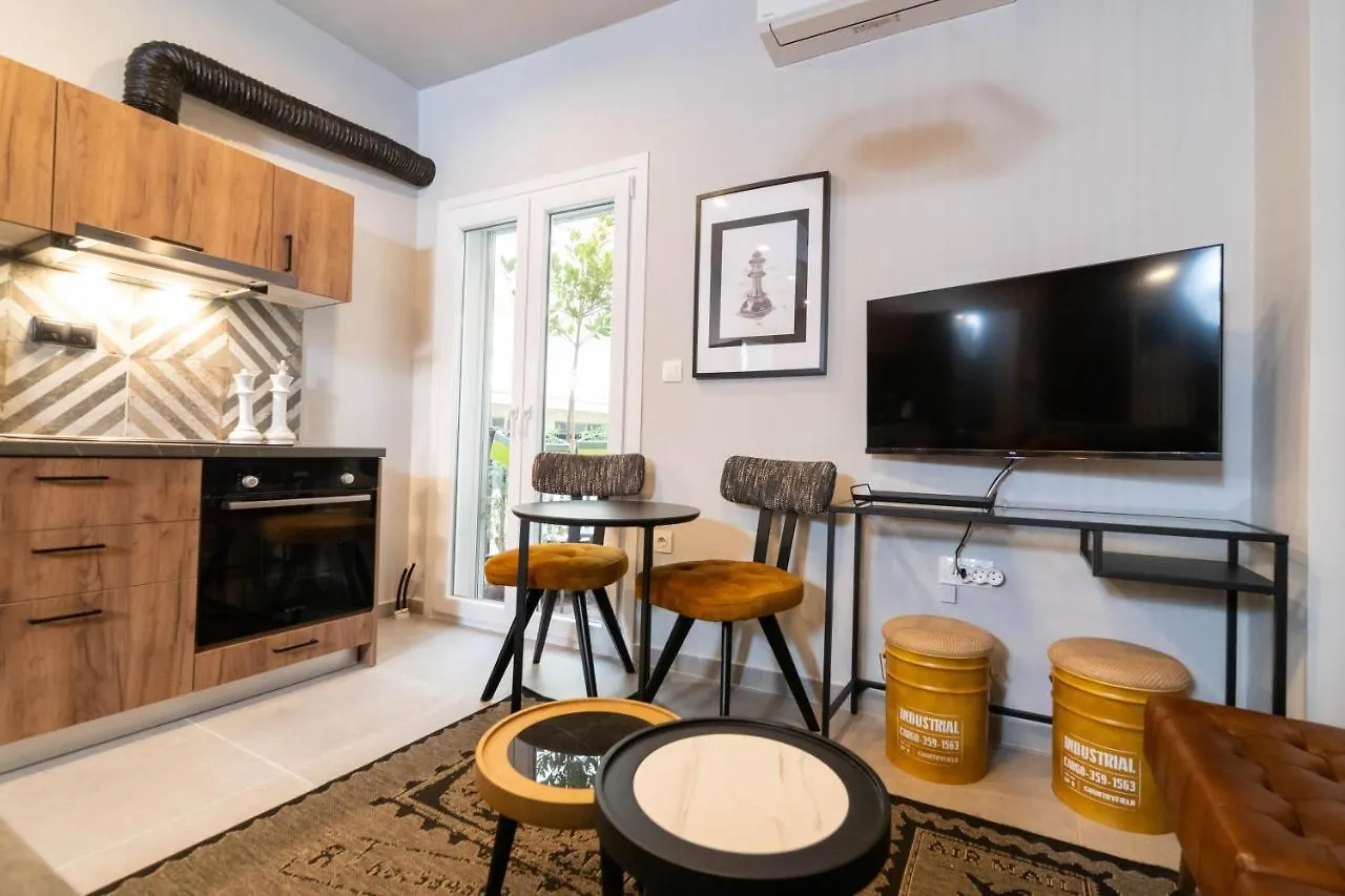 F & B Collection - Minilux Studio For 3 Thessaloniki Apartment